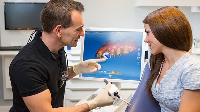 Cosmetic Dental Office in Phoenix